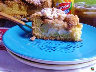 Pastel de melocotones y almendras