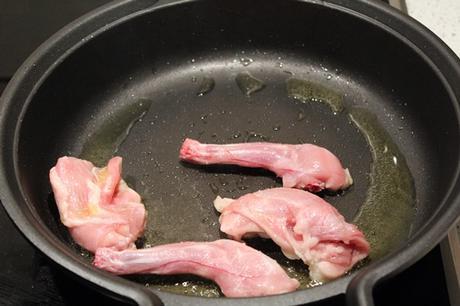 Paella de conejo y marisco Paella de conejo y marisco