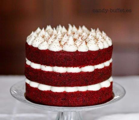 Tarta Red Velvet con relleno de crema de queso