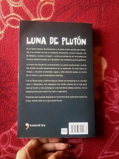 Reseña: Luna de Plutón