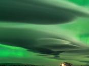 Auroras sobre nubes