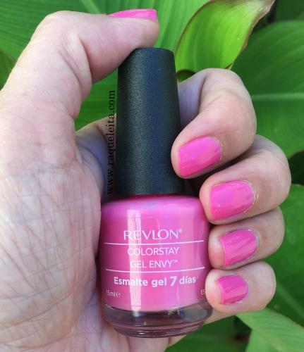 Rosas Vibrantes para este Verano con Colorstay Gel Envy de Revlon