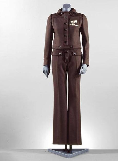 Revisando a los maestros: Courrèges