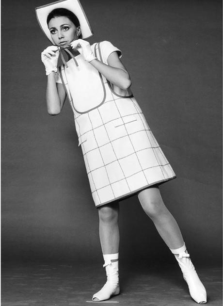 Revisando a los maestros: Courrèges