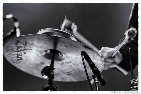 © R.Domínguez - Ches Smith Trio