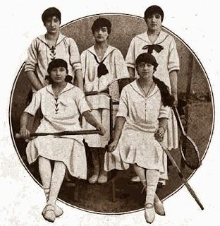 Las raquetistas del Frontón Sierpes