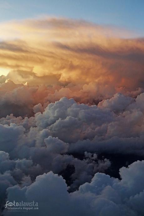 Sobre nubes de algodón. Fotografía creativa - Fotografía artística