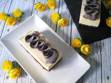 EL INVITADO DEL MES: ENGANCHADOS A LA COCINA. SEMIFRIO DE NARANJA Y CHOCOLATE