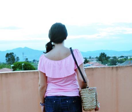 Alpargatas y mini capazo Camiseta rosa y mini capazo_look_verano_fashionblogger_mivestidoazul (5)