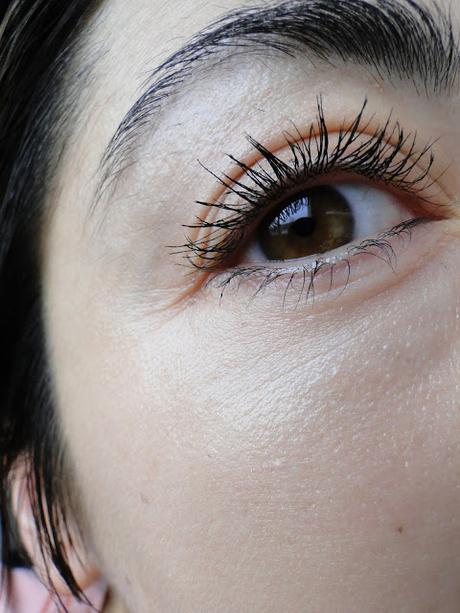 Super Speed Volume Flash de Rimmel London, máscara 24hr