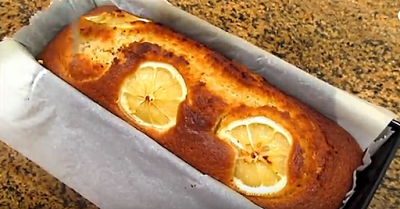 Bizcocho esponjoso de limón