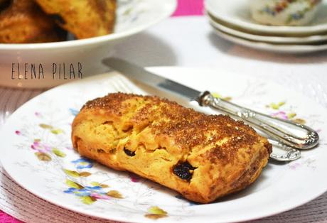 Scones irlandeses con pasas y mucha mantequilla