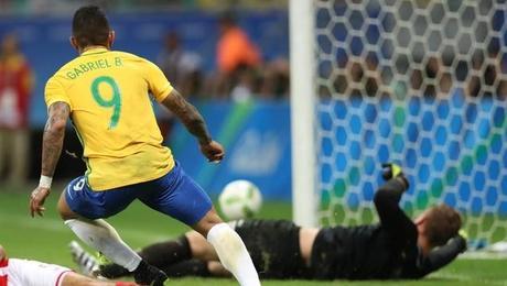 Brasil venció 4-0 a Dinamarca y clasificó a cuartos de final en Río 2016 Brasil venció 4-0 a Dinamarca y clasificó a cuartos de final en Río 2016