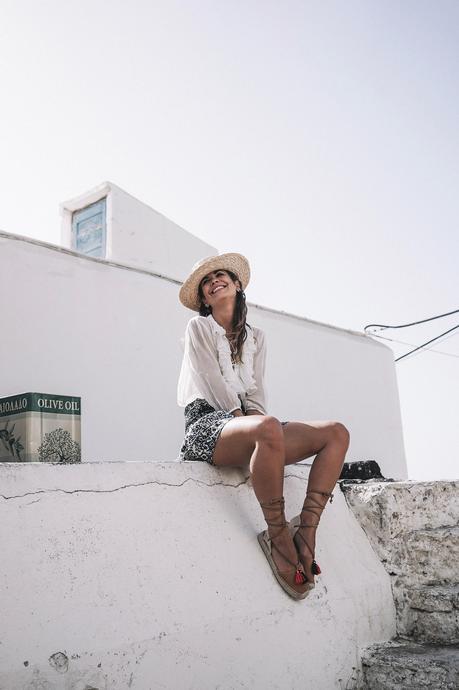 Lace_up_Blouse-Ralph_Lauren-Soludos_Espadrilles-Soludos_Escapes-Skirt-Straw_Hat-Canotier-Lack_Of_Color-Street_Style-Mykonos-Greece-Collage_Vintage-133