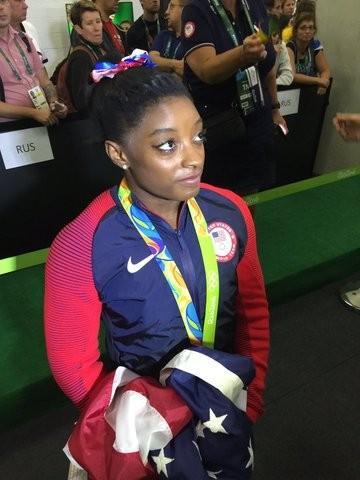 Simon Biles ya gano su cuarto oro