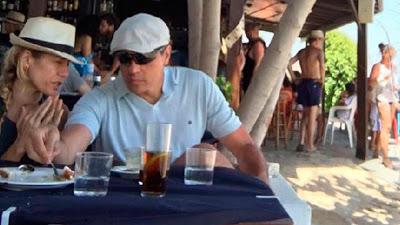 ¿POLÍTICOS ALEJADOS DE LA GENTE?