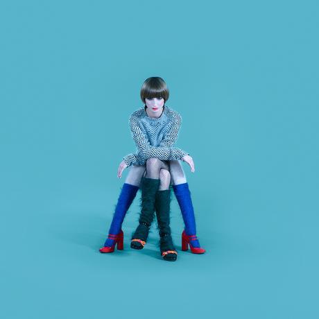 El peculiar universo de Bara Prasilova y sus fotografías de moda