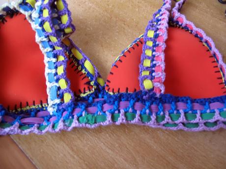 Tutorial paso a paso bikini de neopreno y crochet de las famosas.