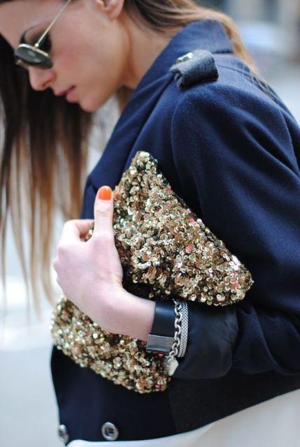 glitter handbag street style
