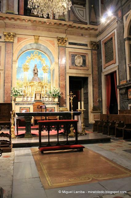 Escuela y ciudad de gloria tanta