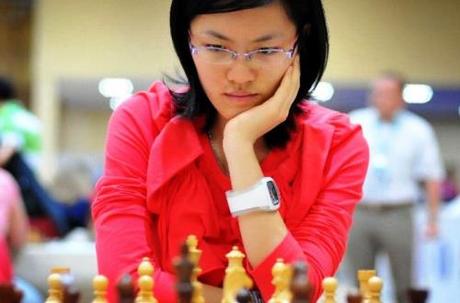 Yifan Hou habla de sus virtudes en Ajedrez