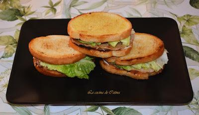Sándwiches tostados de carne