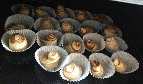 Cinnamon Rolls con glaseado de queso