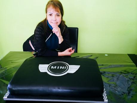 Tarta cuadriculada para Mini Cooper