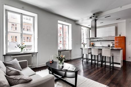 Un miniapartamento con unas gotas de naranja Un miniapartamento con unas gotas de naranja