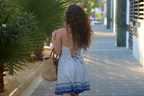 Little backless dress