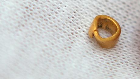 Encuentran el artefacto de oro más antiguo del mundo