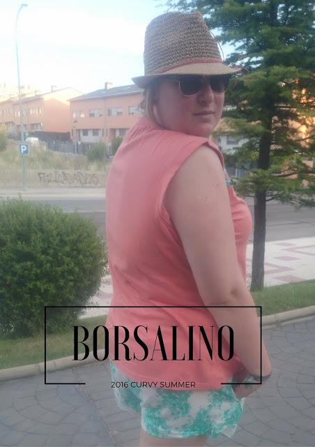 http://www.loslooksdemiarmario.com/2016/08/borsalino-look-curvy.html
