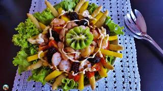 Ensalada de gambas y mango