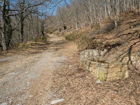 Circuito BTT hacia la Ermita de Aitzorrotz en Álava