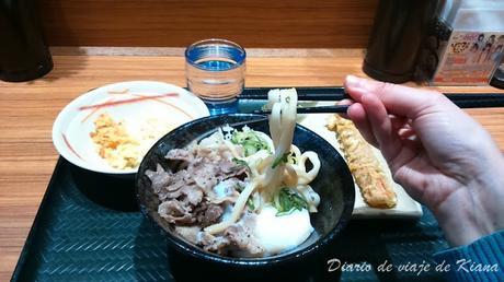 Viaje a Japón. Día 4. Tokyo: Palacio imperial, Meiji Jingu, parque Yoyogi, Takeshita Dori, Omotesando, Shibuya, Odaiba