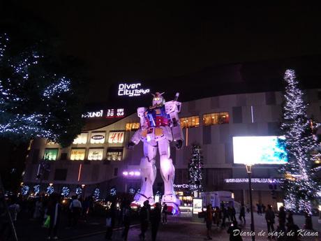 Viaje a Japón. Día 4. Tokyo: Palacio imperial, Meiji Jingu, parque Yoyogi, Takeshita Dori, Omotesando, Shibuya, Odaiba