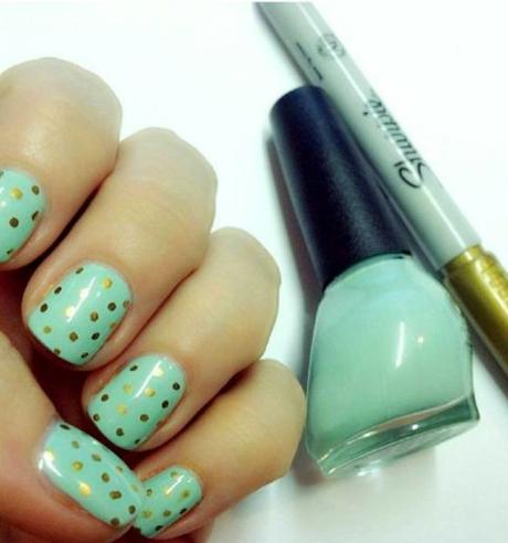 uñas decoradas con sharpie