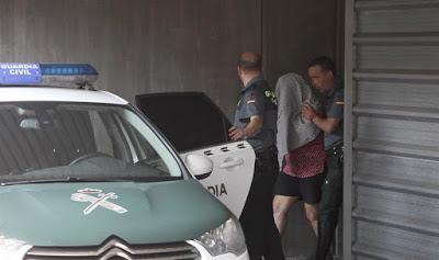 Semana negra en Galicia, acosada por el fuego.