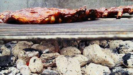 Costillas de cerdo con salsa barbacoa en dos cocciones