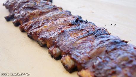 Costillas de cerdo con salsa barbacoa en dos cocciones