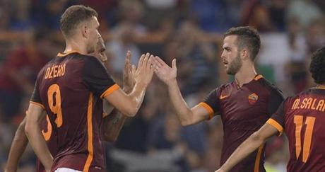 Edin Džeko y Miralem Pjanić jugando con el AS Roma. Fuente: DailyMail