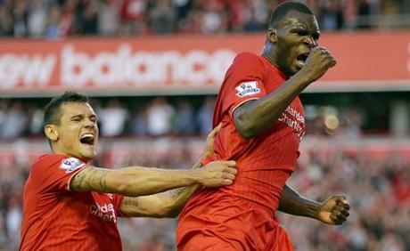 Dejan Lovren (Croacia) y Christian Benteke (Bélgica), refugiados de guerra y jugadores del Liverpool. Fuente: Telegraph