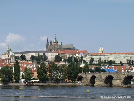 Praga; descubriendo la ciudad desde el Moldava