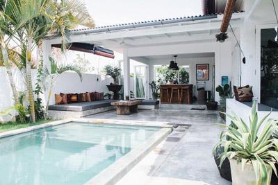Exterior con piscina en Bali.