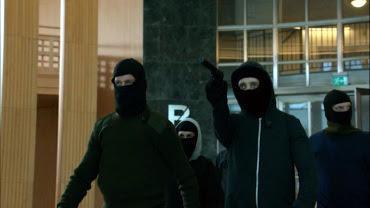 Blå ögon / Blue Eyes - Los juegos del poder