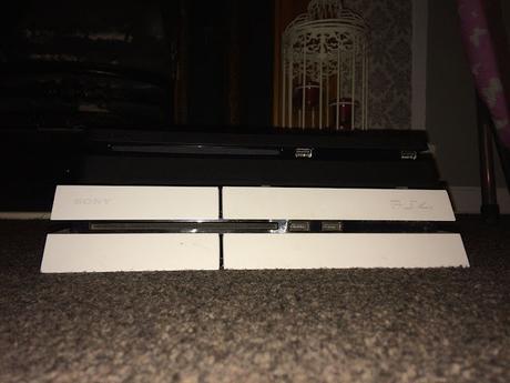 Filtradas imágenes de la PlayStation 4 Slim