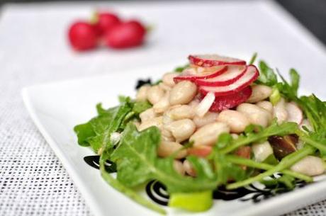 ensalada-de-alubias-blancas-con-rabanitos-y-rucula-08