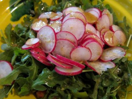 ensalada-de-alubias-blancas-con-rabanitos-y-rucula-07