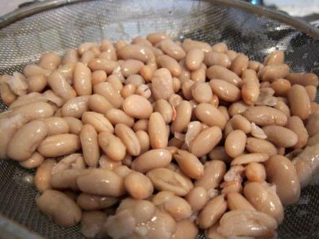 ensalada-de-alubias-blancas-con-rabanitos-y-rucula-02