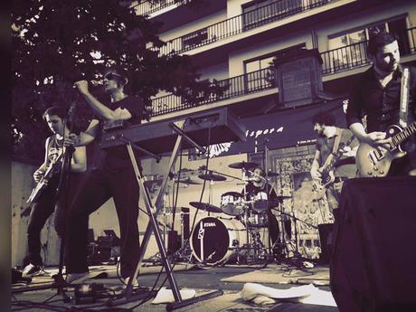 CRÓNICA PRIMERA JORNADA MUSICAL DIÁSPORA| HANDICAP, ROCK N´ROLLA Y MIRRORBALL Handicap